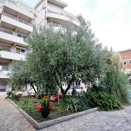 Blue Sky Apartment Petrovac Dış mekan fotoğraf